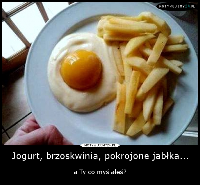 Jogurt, brzoskwinia, pokrojone jabłka...